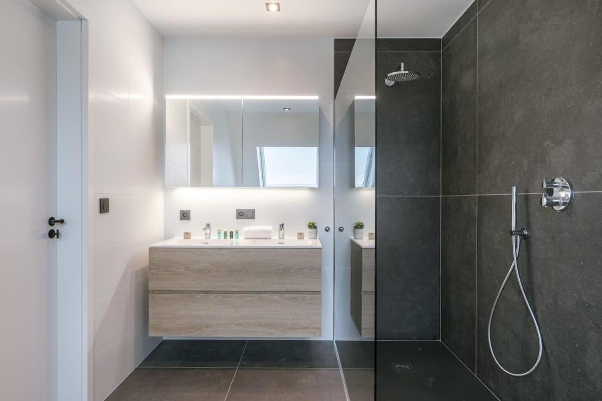 Apartment Huswell - Luxurious With Parking *