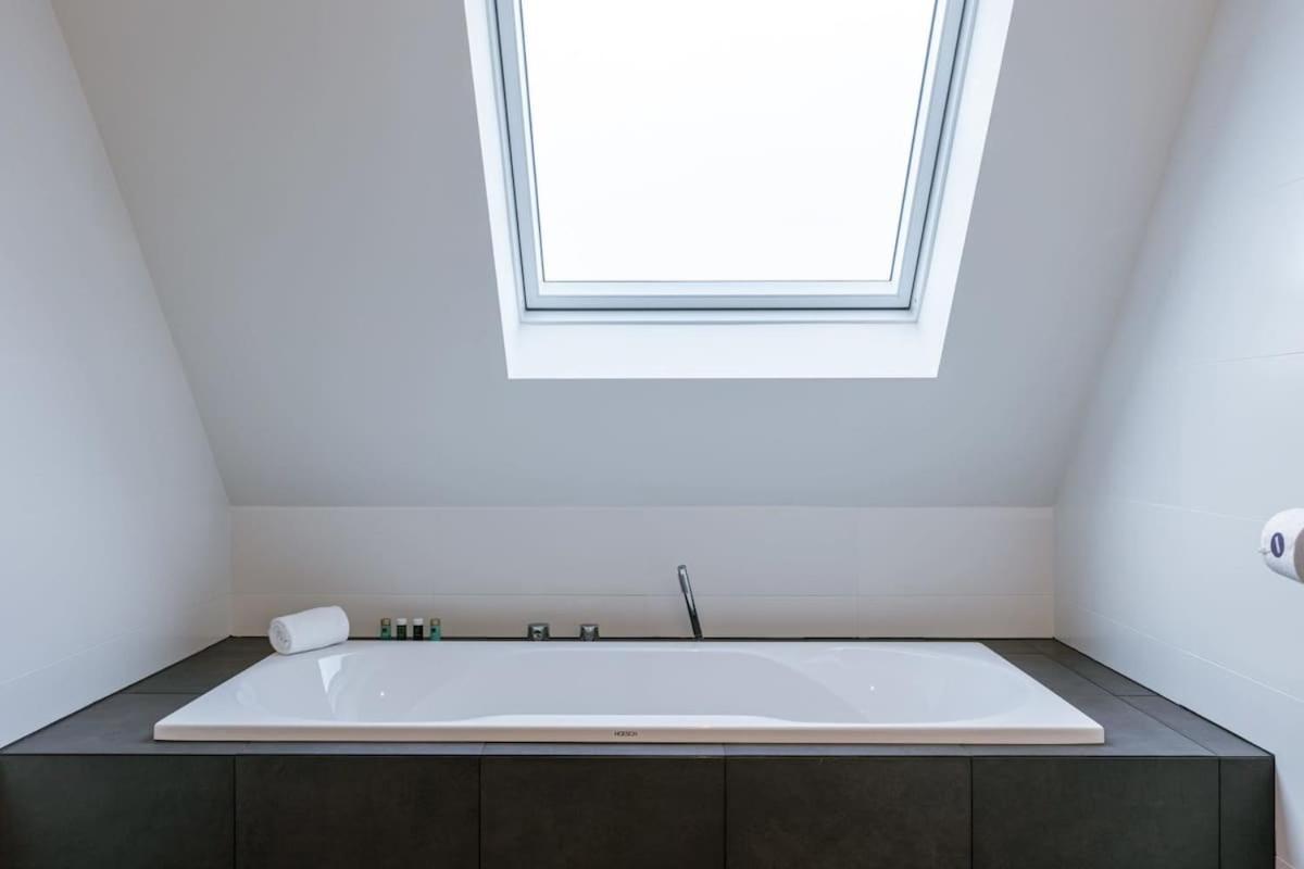 Apartment Huswell - Luxurious With Parking