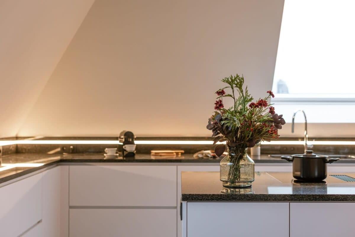 Apartment Huswell - Luxurious With Parking